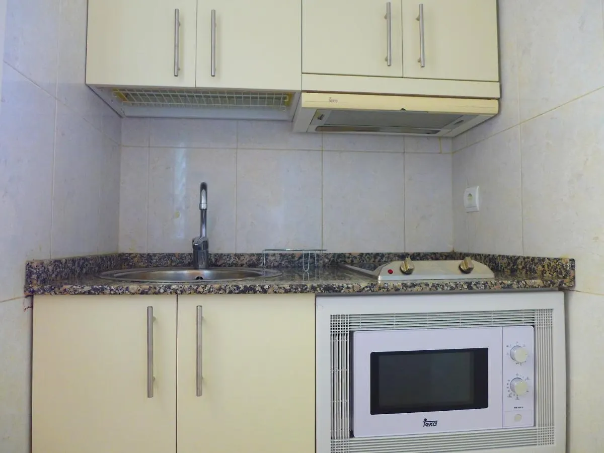 Apartamento Alboran Study Salou 0*,