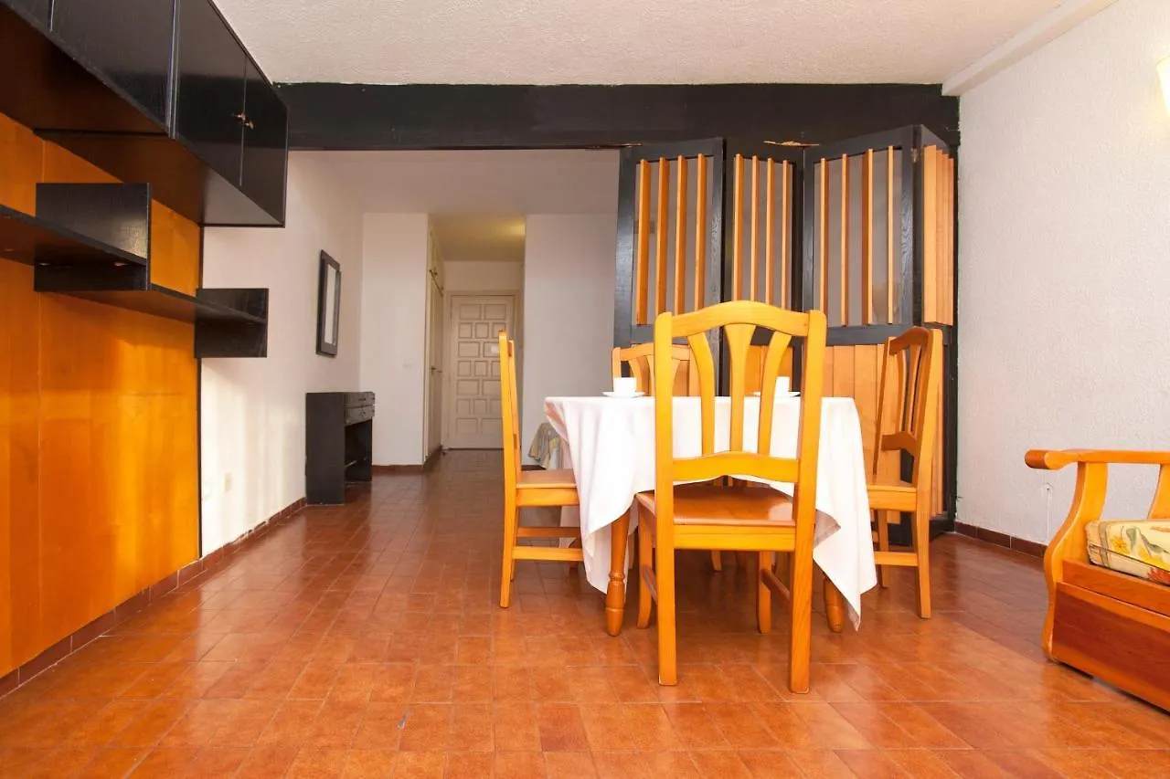 Apartamento Alboran Study Salou 0*,  España